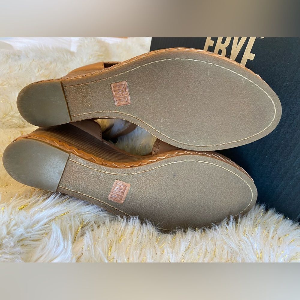 Frya Leather Wedge 💕 - Picture 4 of 4